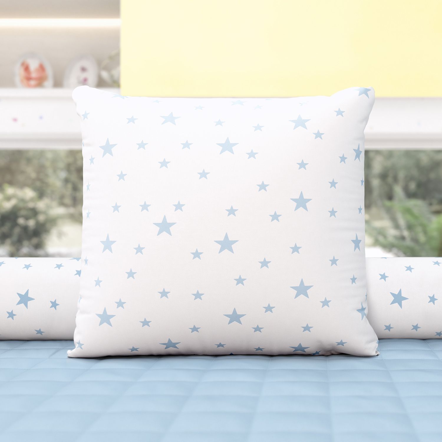 Almofada Quadrada Estrelinhas Amarelo 38cm