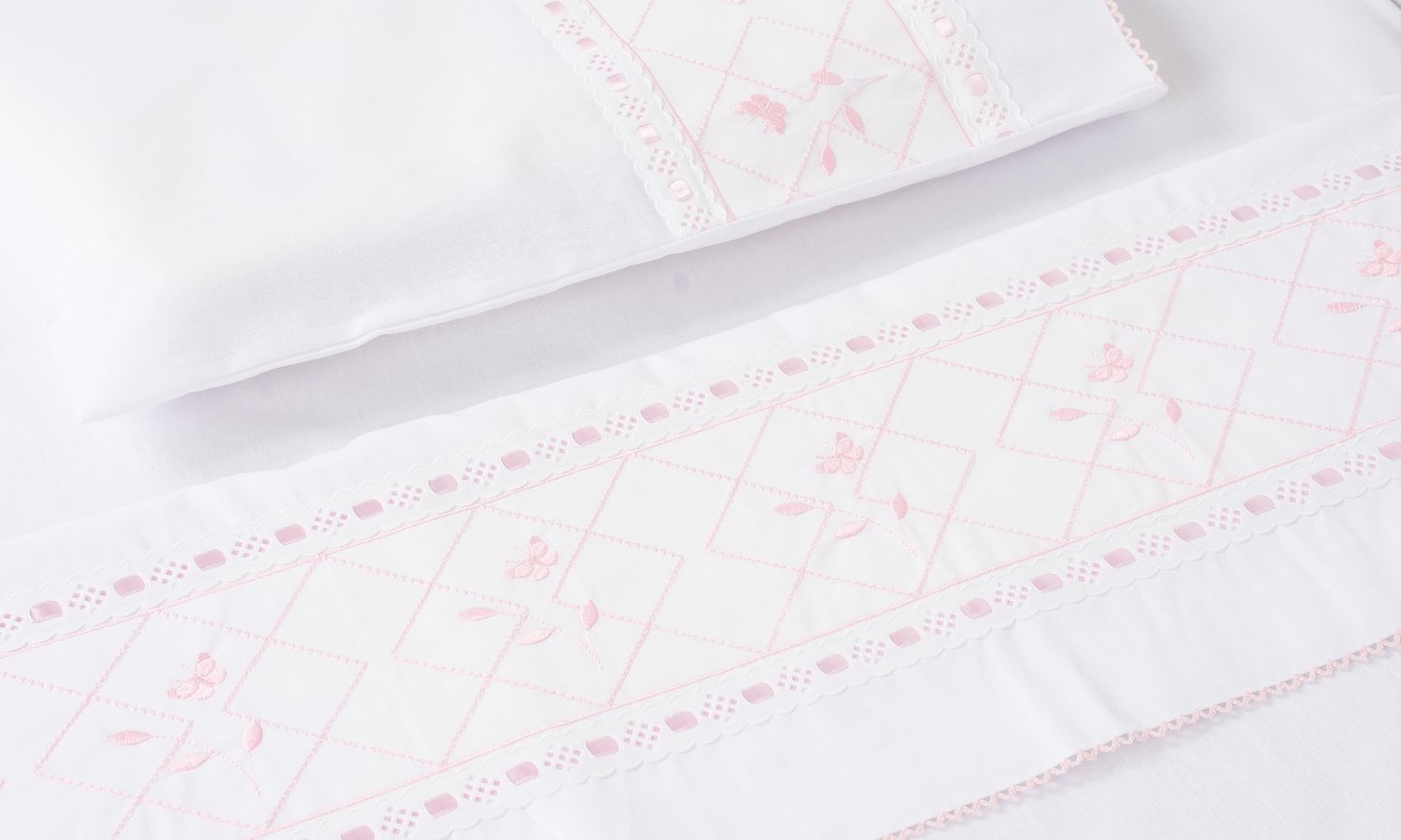 Jogo de Lençol Berço Bordado Borboletas 3 Peças