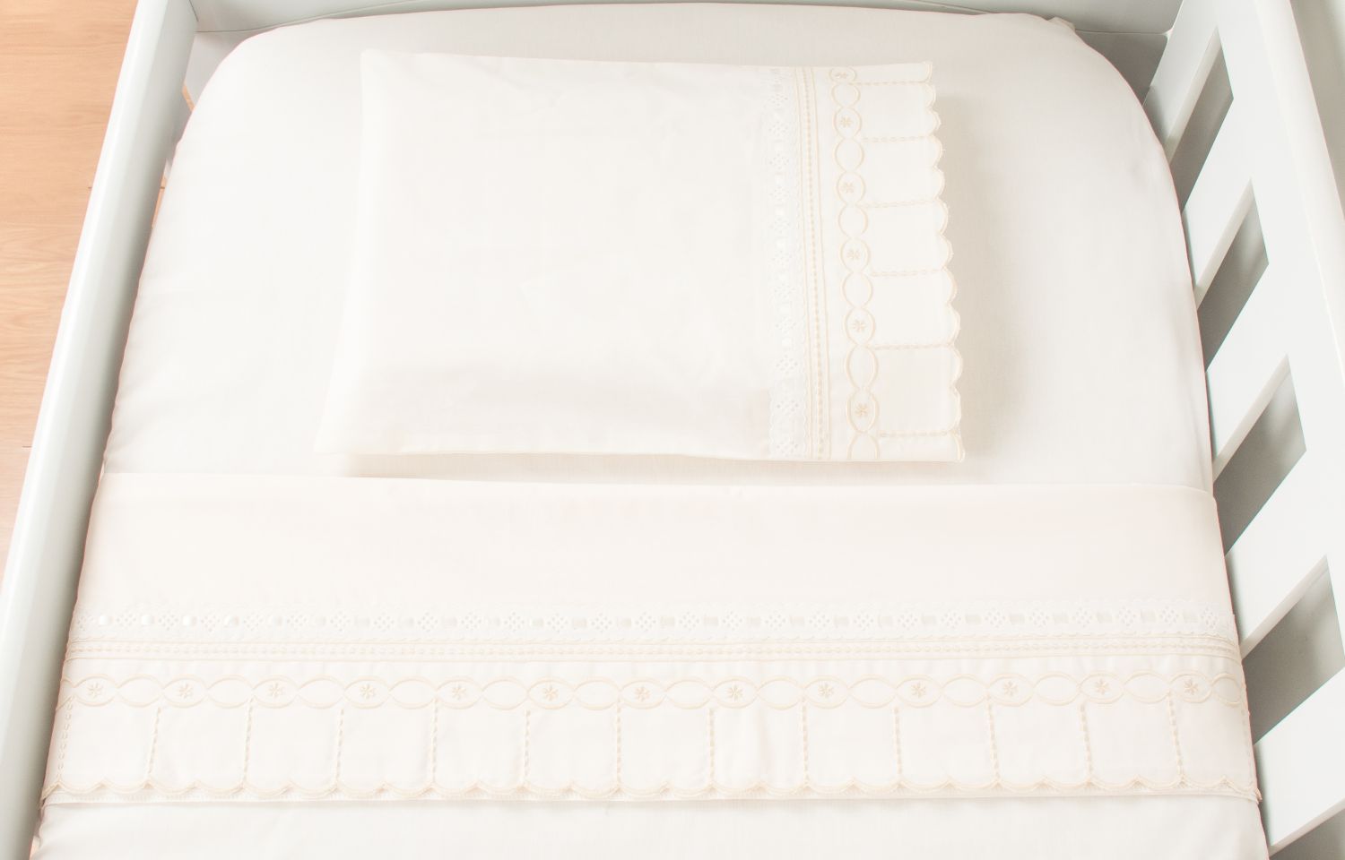 Jogo de Lençol Mini Berço Bico Flor Branco
