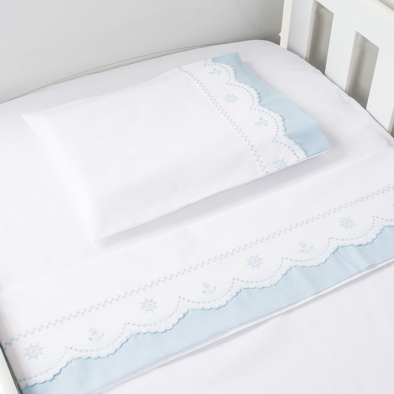 Jogo de Lençol Berço Bordado Leme Azul 3 Peças