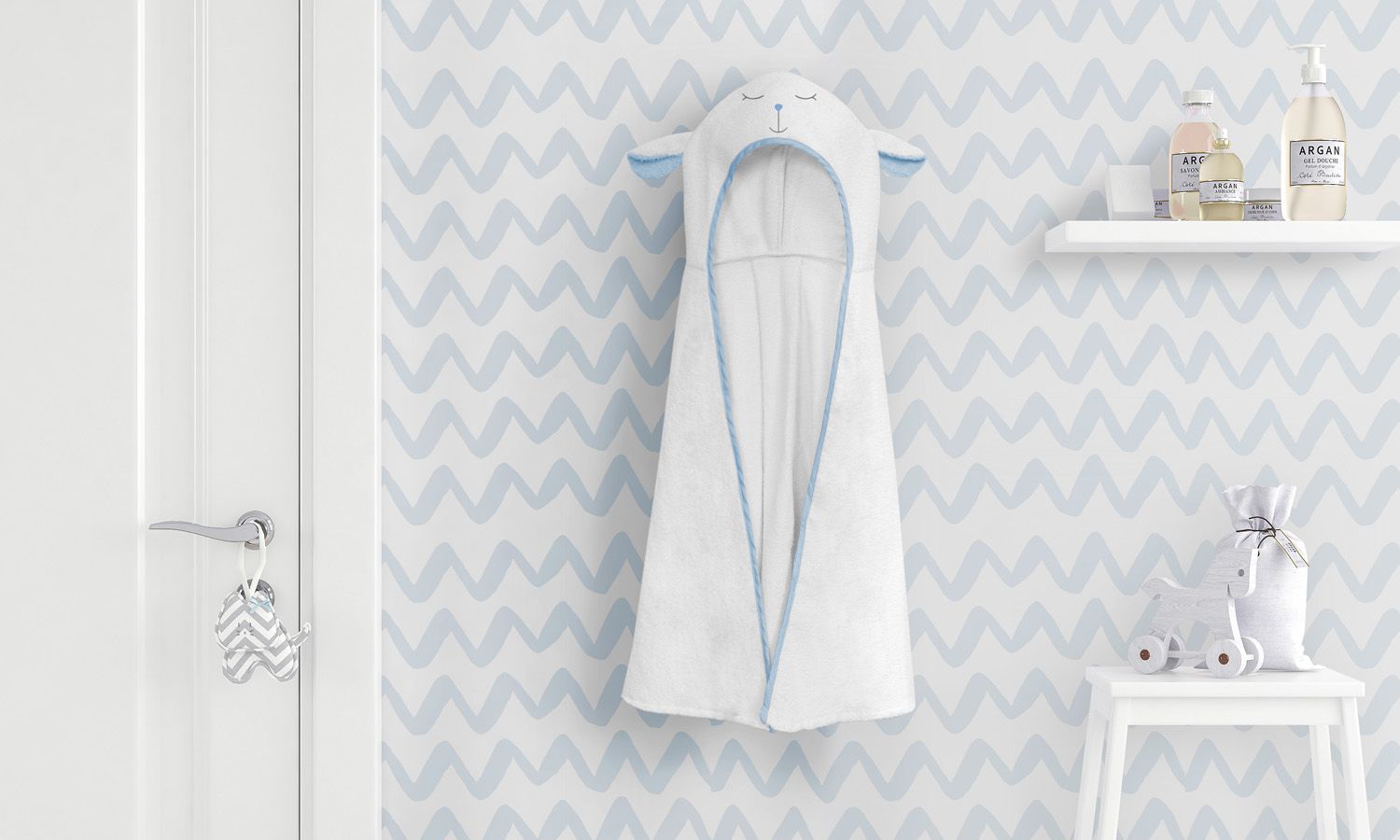 Toalha com Capuz Infantil Amiguinha Ovelhinha 90cm