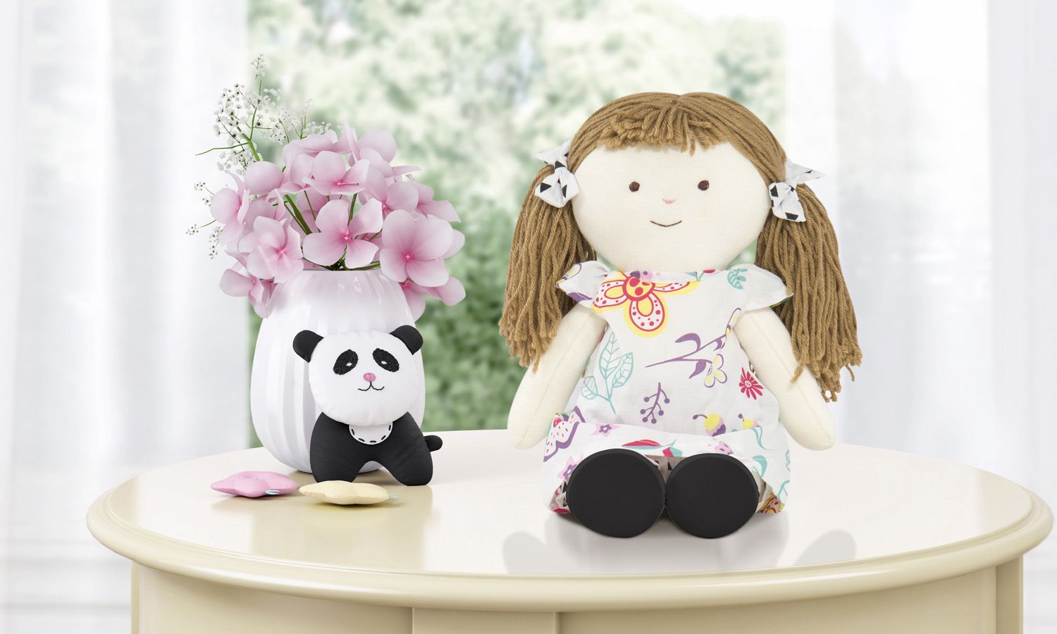 Boneca Naná Floral Moderna 45cm