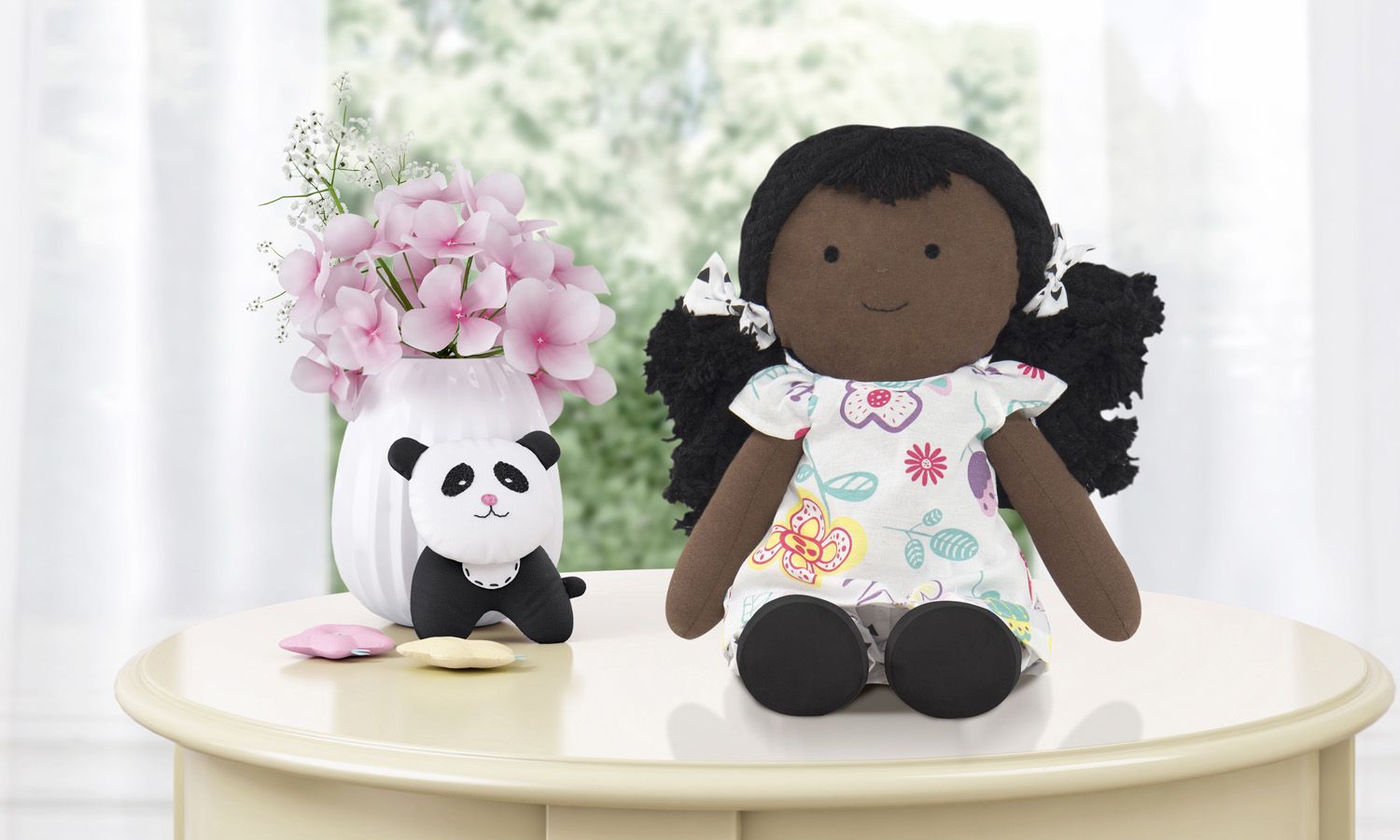 Boneca Naná Floral Moderna 45cm