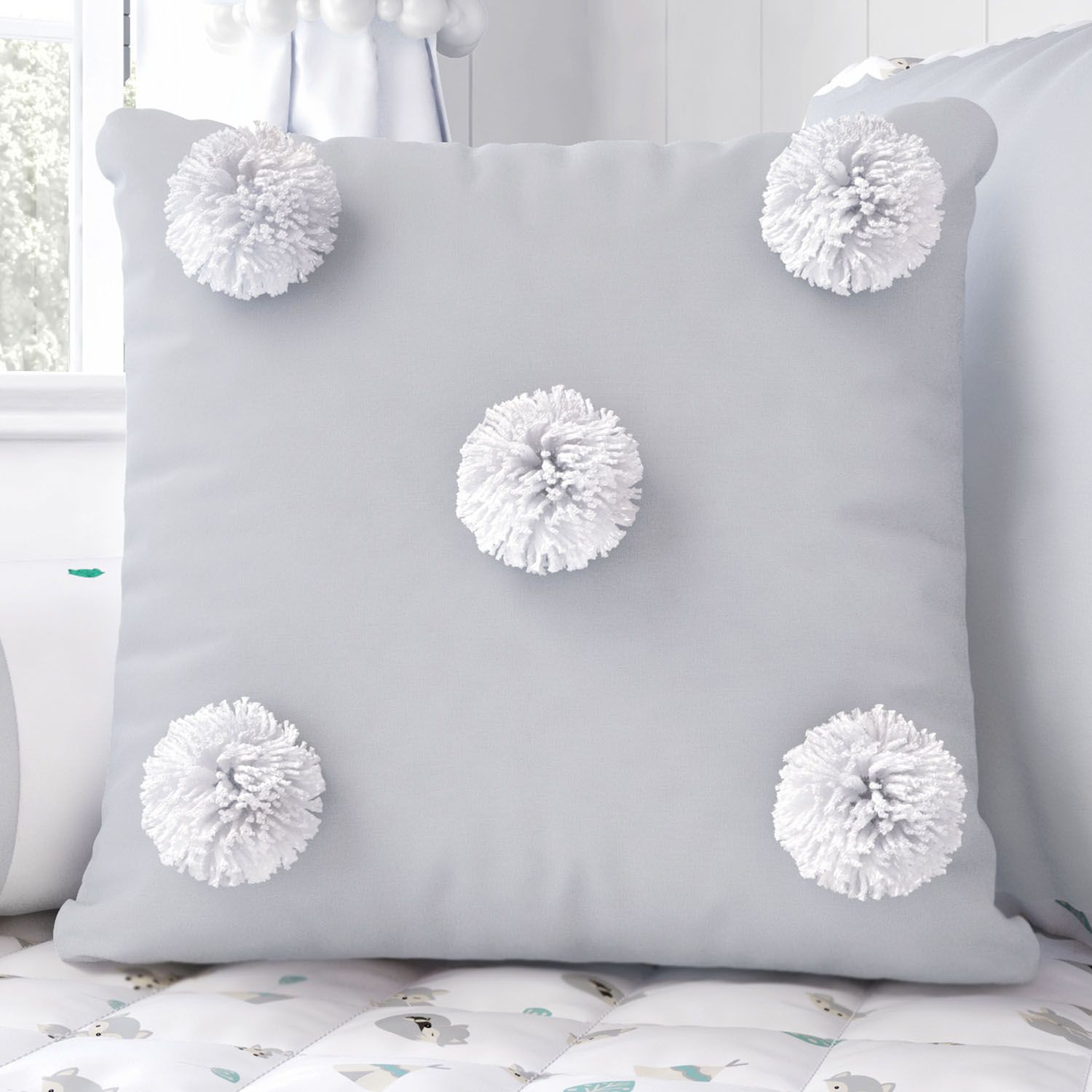 Almofada Pompons 38cm