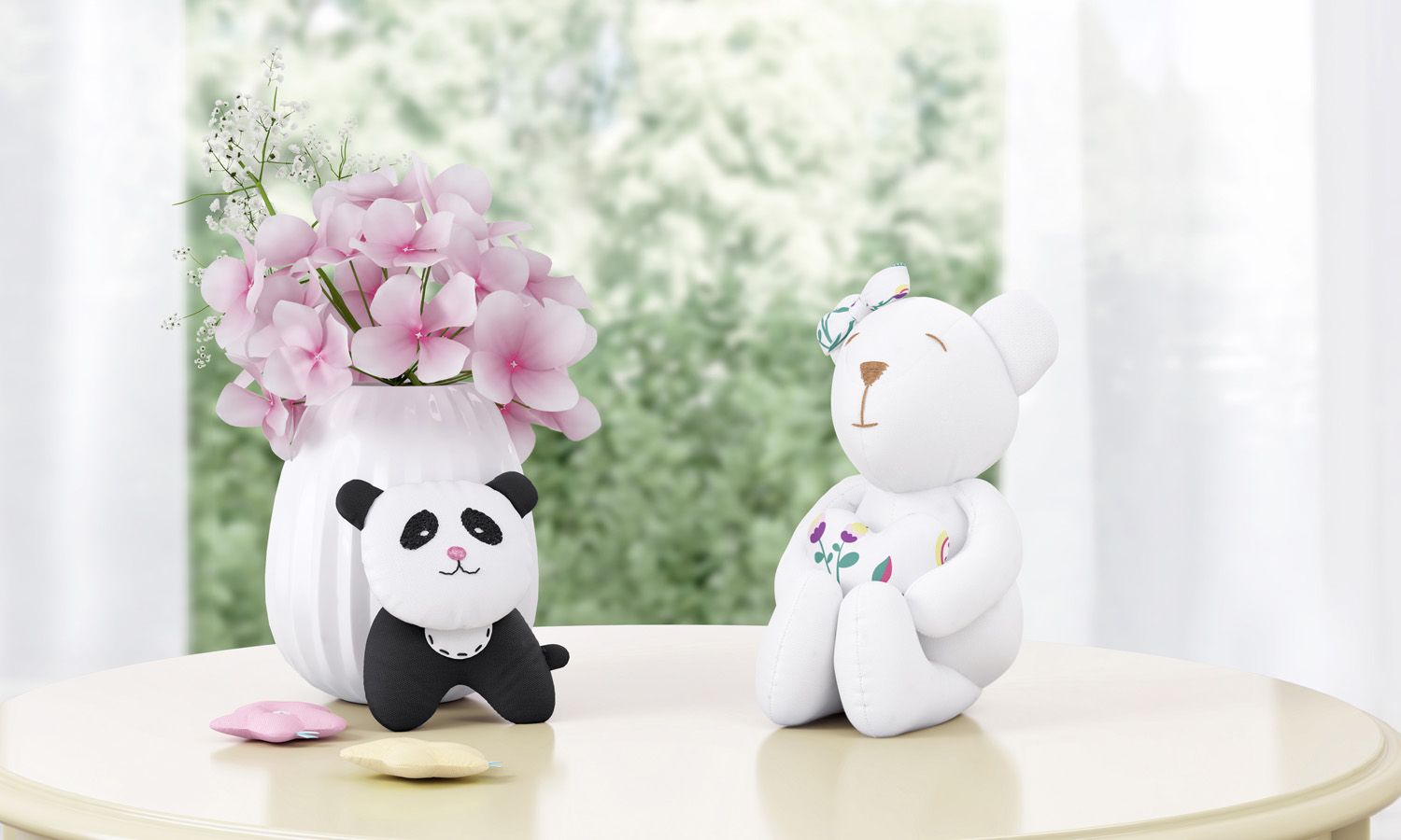 Ursinha Branca com Coração Floral Moderna 15cm