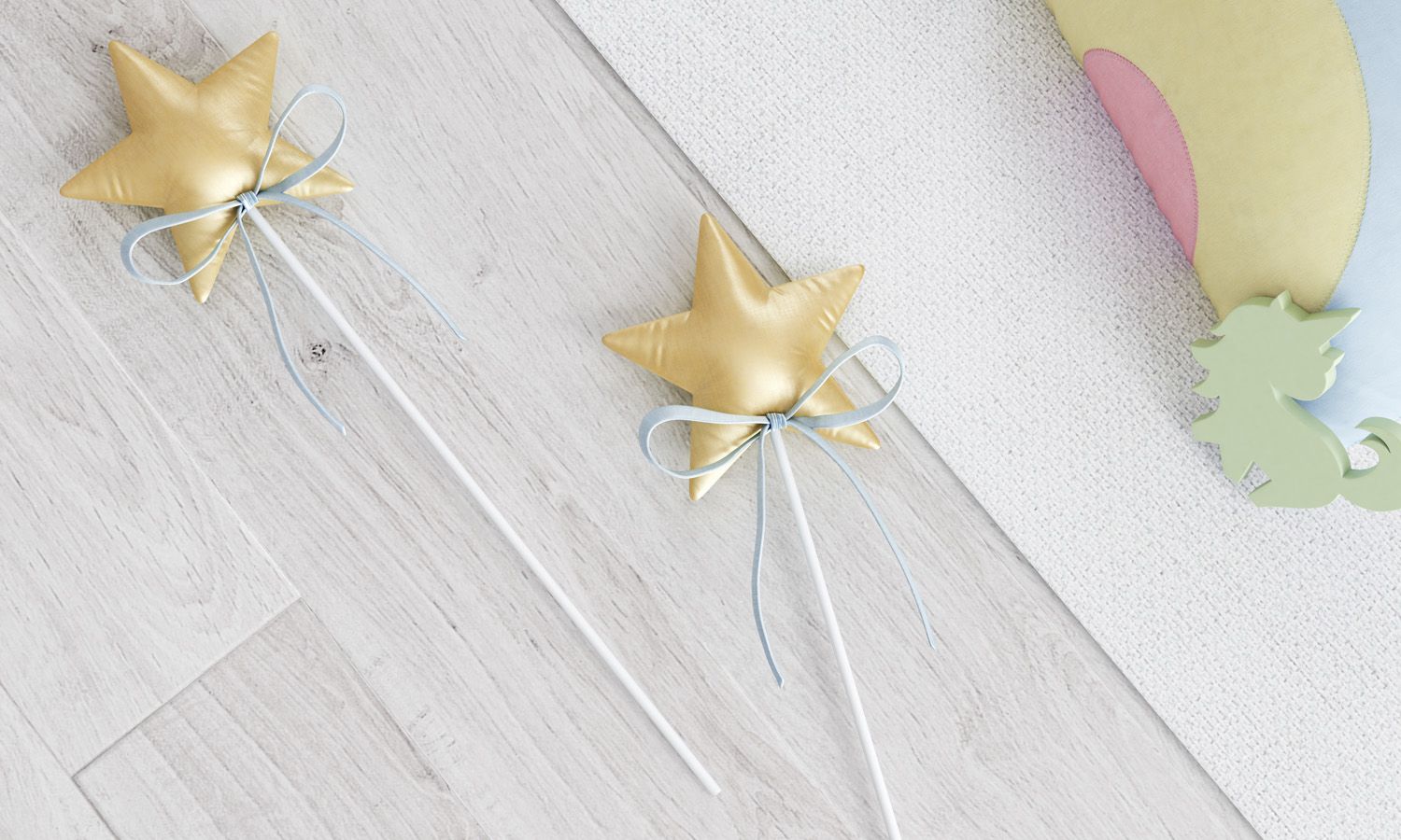 Varinha Mágica Estrelinha Dourada 36cm 1 Peça