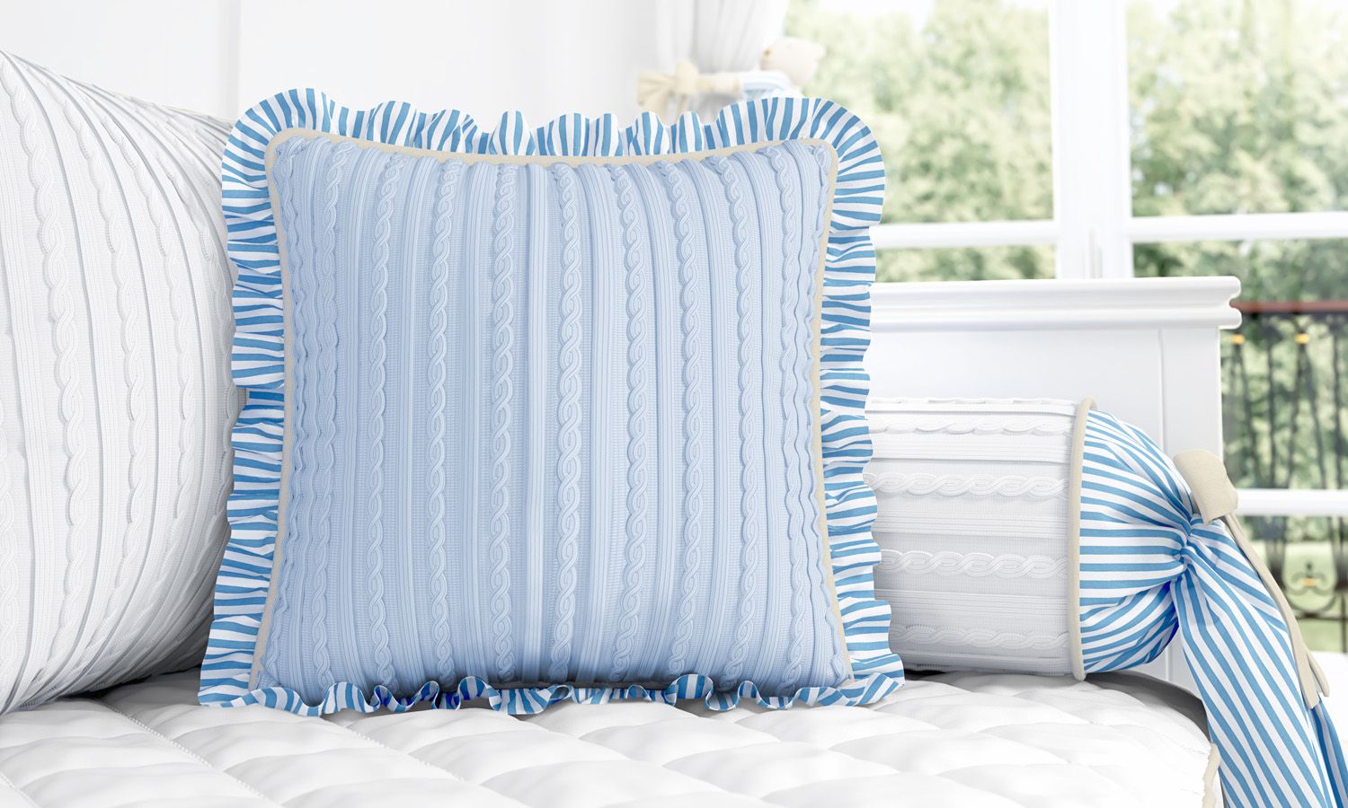 Almofada Tricot Luxo Azul com Babado 38cm