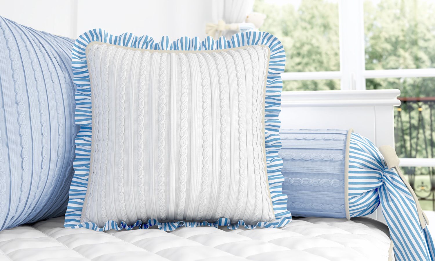 Almofada Tricot Luxo Branco/Azul com Babado 38cm